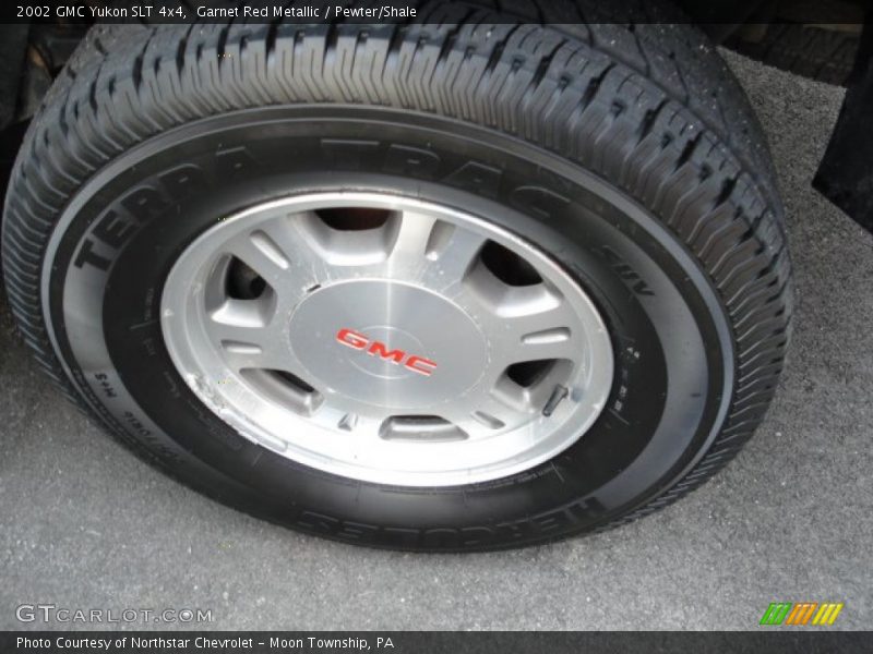 Garnet Red Metallic / Pewter/Shale 2002 GMC Yukon SLT 4x4