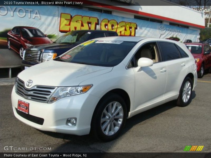 Blizzard White Pearl / Ivory 2010 Toyota Venza I4