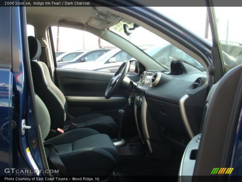 Indigo Ink Pearl / Dark Charcoal 2006 Scion xA