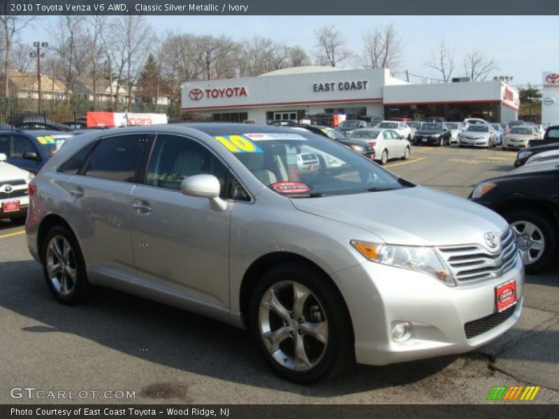 Classic Silver Metallic / Ivory 2010 Toyota Venza V6 AWD