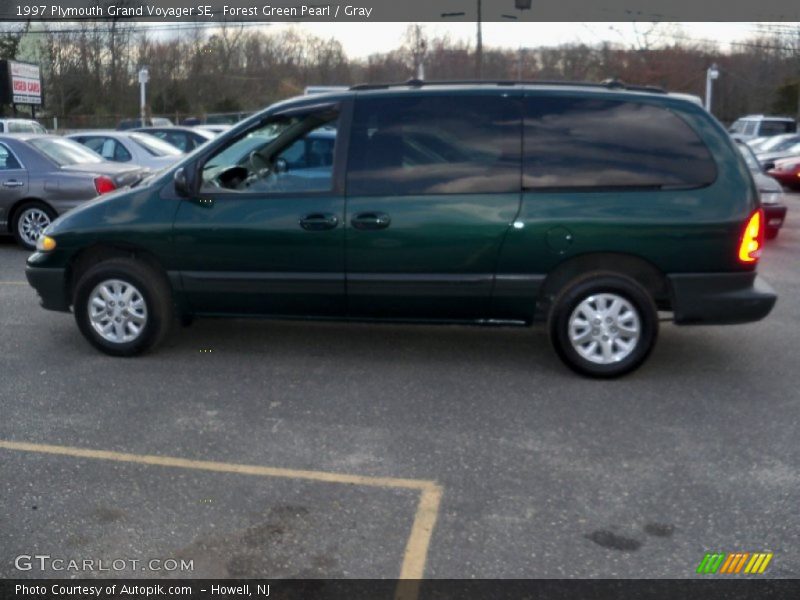 Forest Green Pearl / Gray 1997 Plymouth Grand Voyager SE