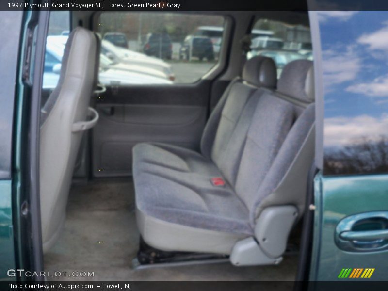 Forest Green Pearl / Gray 1997 Plymouth Grand Voyager SE