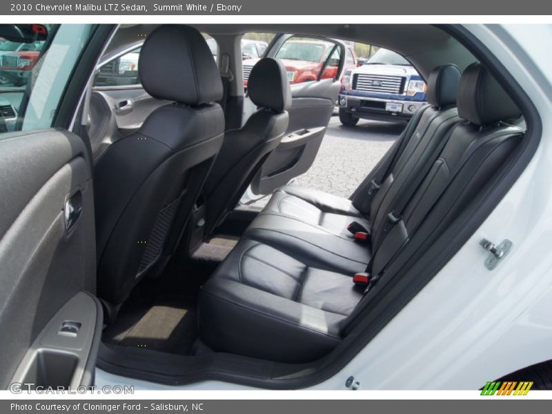 Summit White / Ebony 2010 Chevrolet Malibu LTZ Sedan