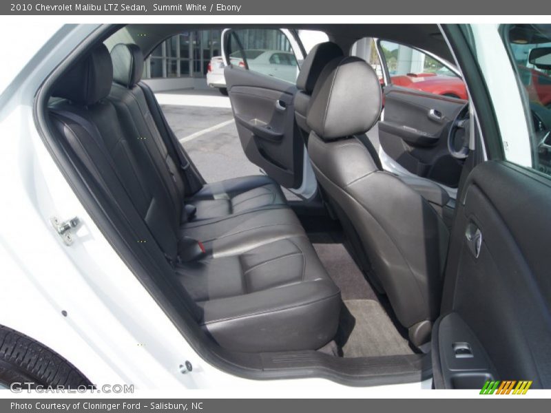 Summit White / Ebony 2010 Chevrolet Malibu LTZ Sedan