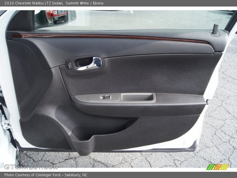 Summit White / Ebony 2010 Chevrolet Malibu LTZ Sedan