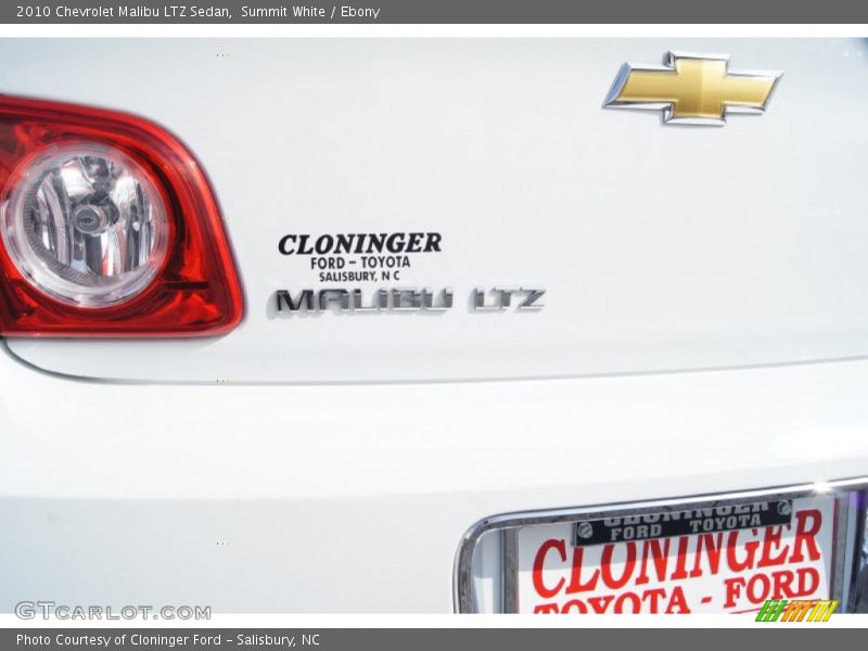 Summit White / Ebony 2010 Chevrolet Malibu LTZ Sedan