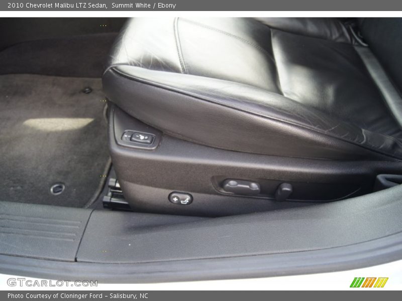 Summit White / Ebony 2010 Chevrolet Malibu LTZ Sedan