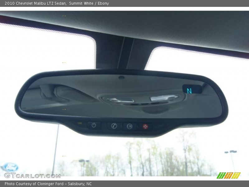 Summit White / Ebony 2010 Chevrolet Malibu LTZ Sedan