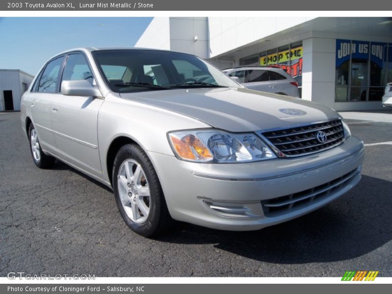 Lunar Mist Metallic / Stone 2003 Toyota Avalon XL