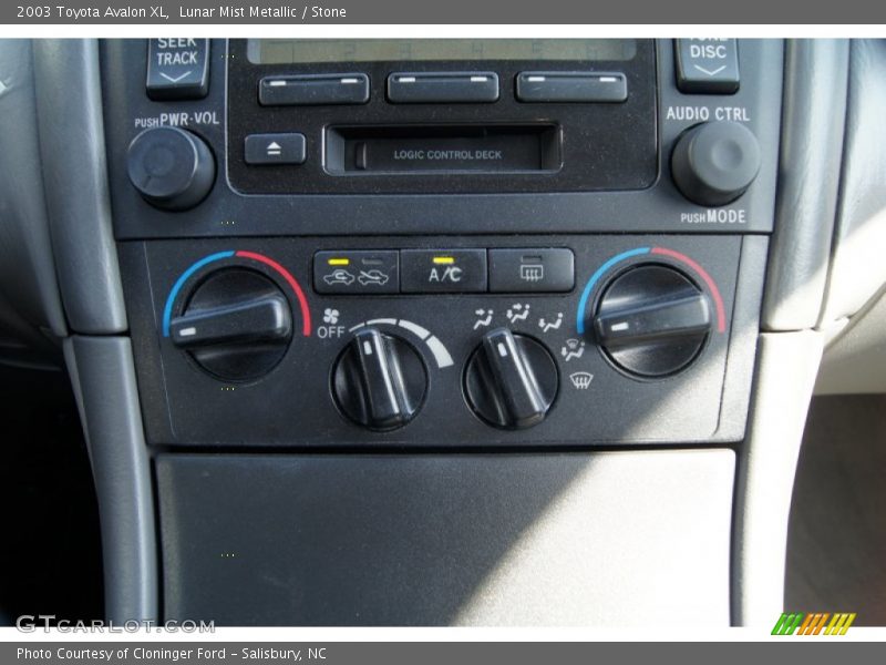 Lunar Mist Metallic / Stone 2003 Toyota Avalon XL