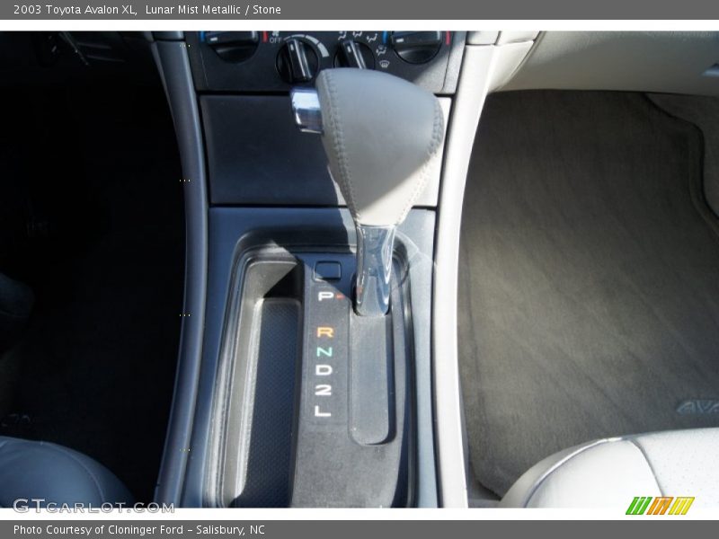 Lunar Mist Metallic / Stone 2003 Toyota Avalon XL