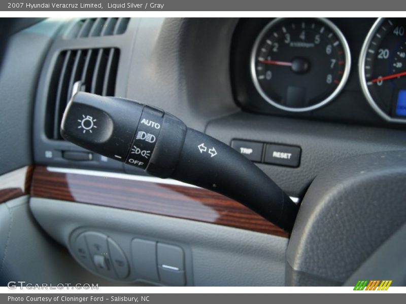 Liquid Silver / Gray 2007 Hyundai Veracruz Limited