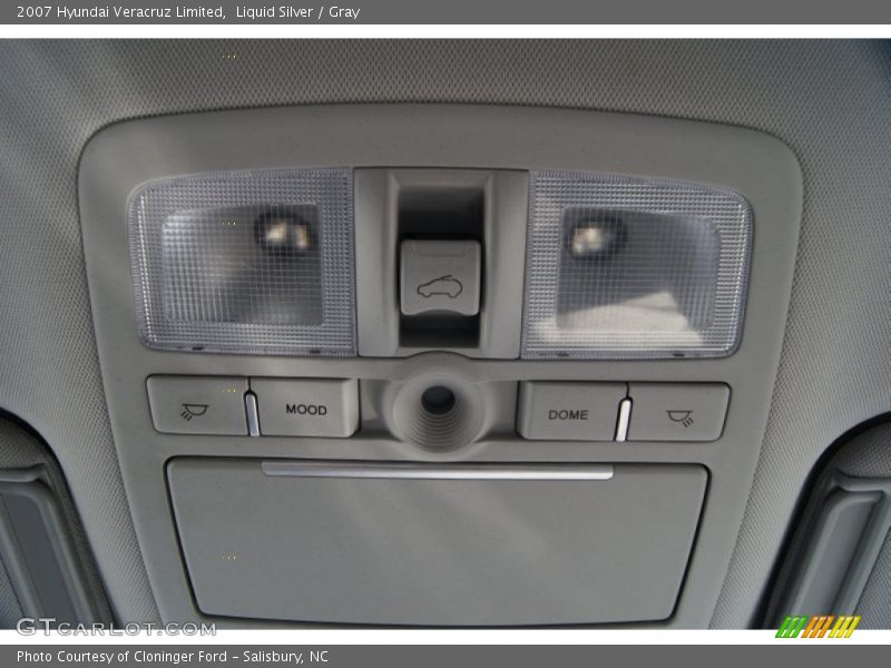 Liquid Silver / Gray 2007 Hyundai Veracruz Limited