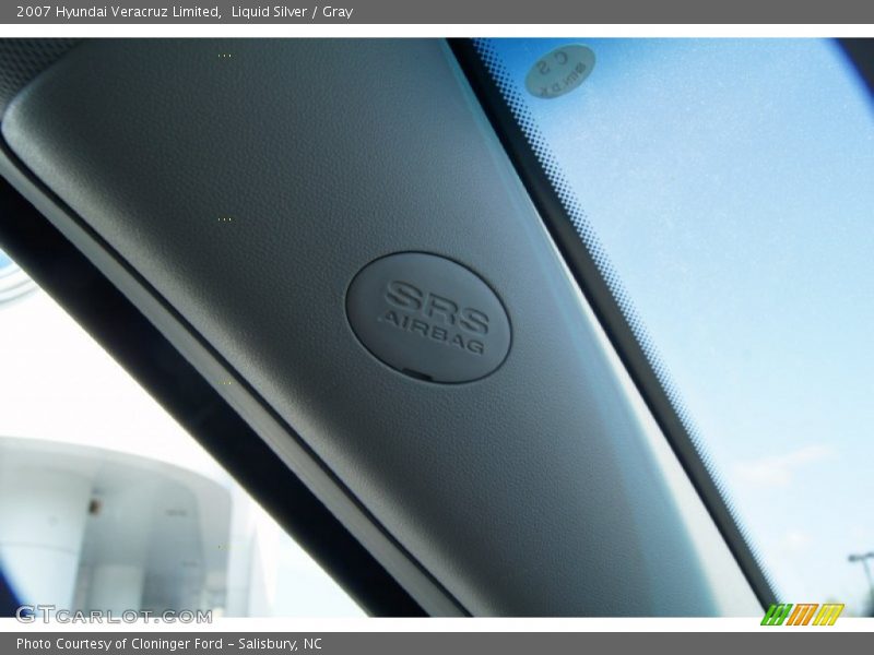 Liquid Silver / Gray 2007 Hyundai Veracruz Limited