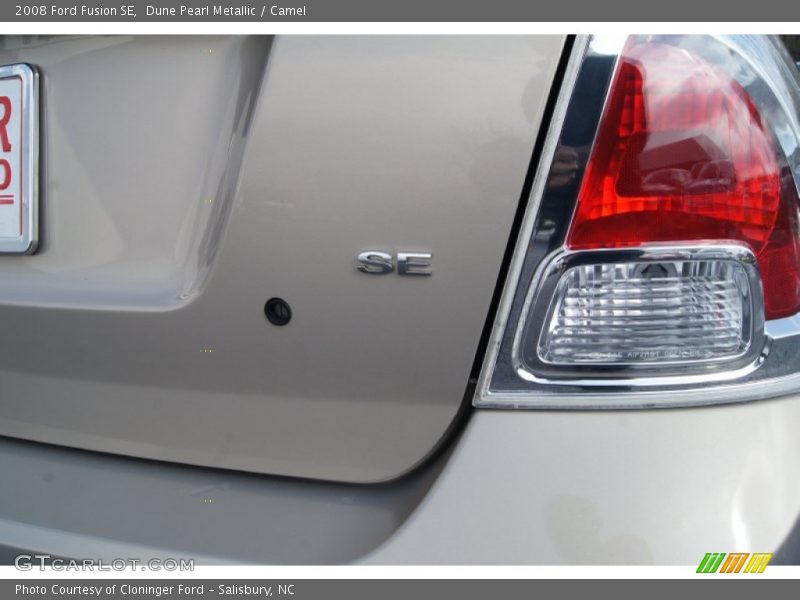 Dune Pearl Metallic / Camel 2008 Ford Fusion SE