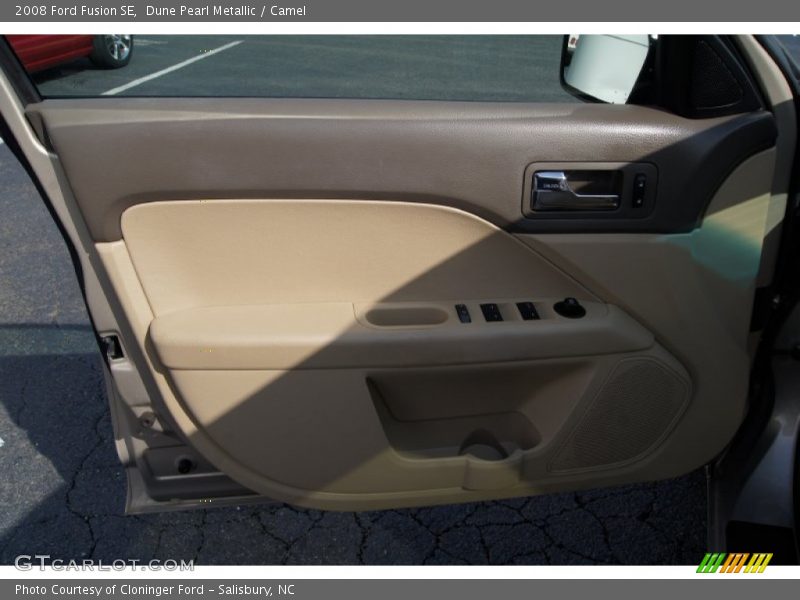 Dune Pearl Metallic / Camel 2008 Ford Fusion SE