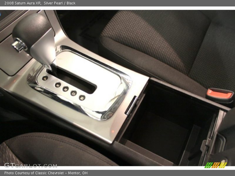 Silver Pearl / Black 2008 Saturn Aura XR