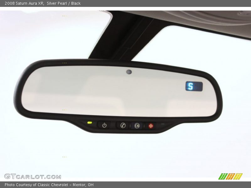 Silver Pearl / Black 2008 Saturn Aura XR