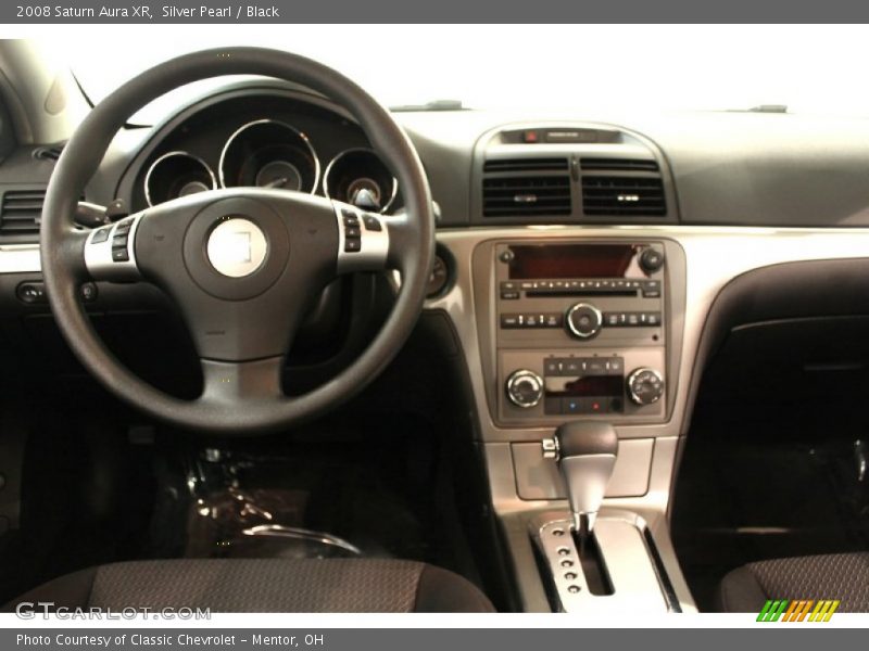 Silver Pearl / Black 2008 Saturn Aura XR