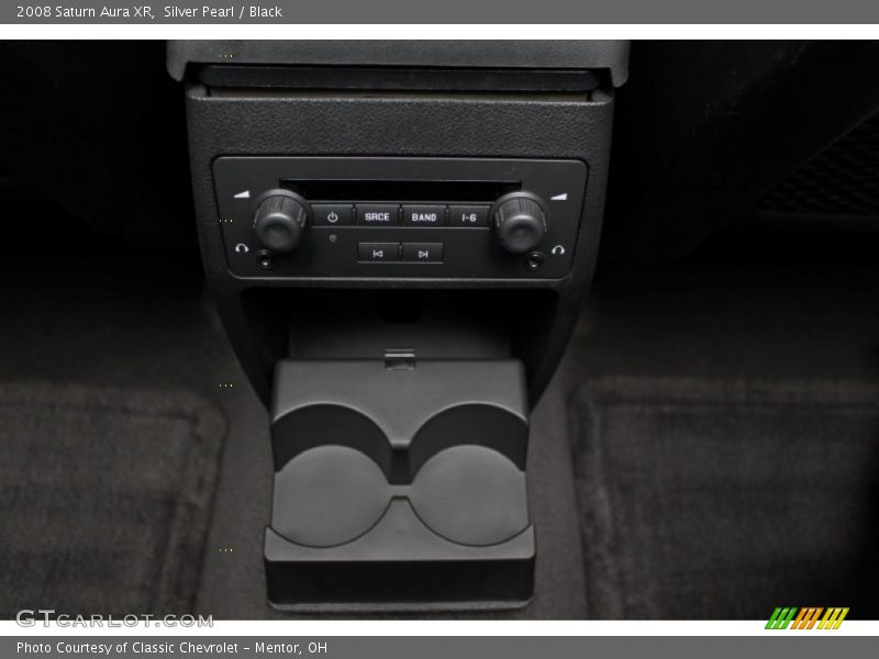 Silver Pearl / Black 2008 Saturn Aura XR