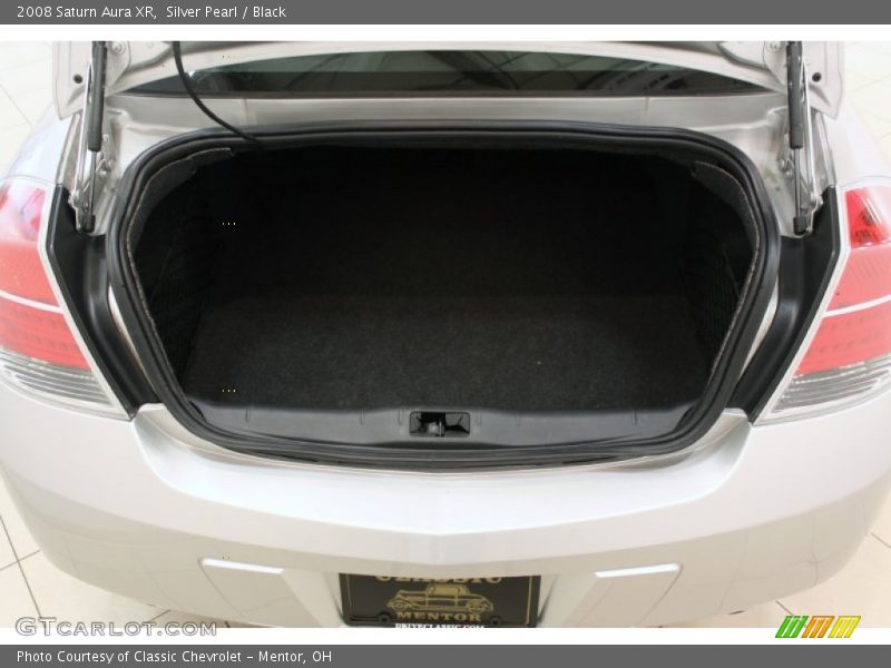 Silver Pearl / Black 2008 Saturn Aura XR