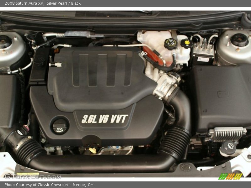 Silver Pearl / Black 2008 Saturn Aura XR