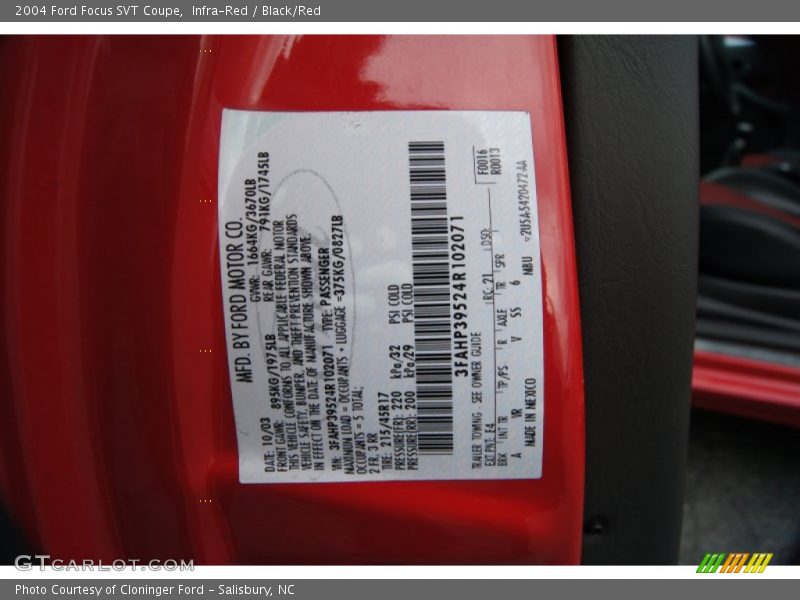 2004 Focus SVT Coupe Infra-Red Color Code E4