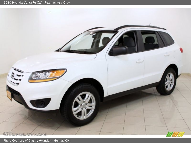Pearl White / Gray 2010 Hyundai Santa Fe GLS