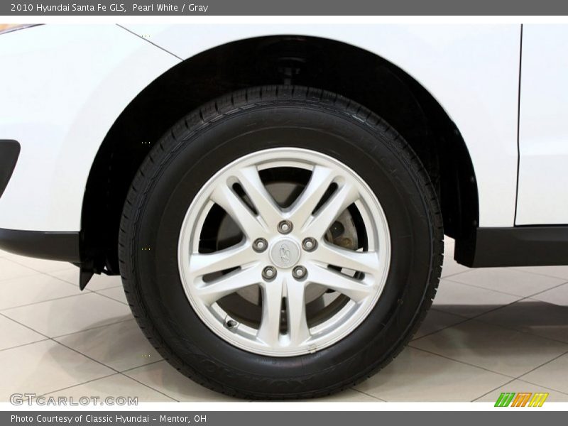 Pearl White / Gray 2010 Hyundai Santa Fe GLS