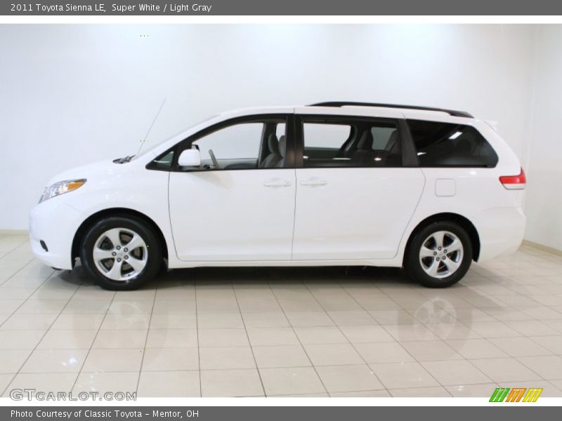 Super White / Light Gray 2011 Toyota Sienna LE