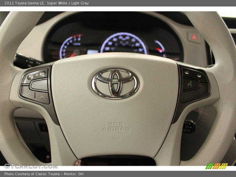 Super White / Light Gray 2011 Toyota Sienna LE