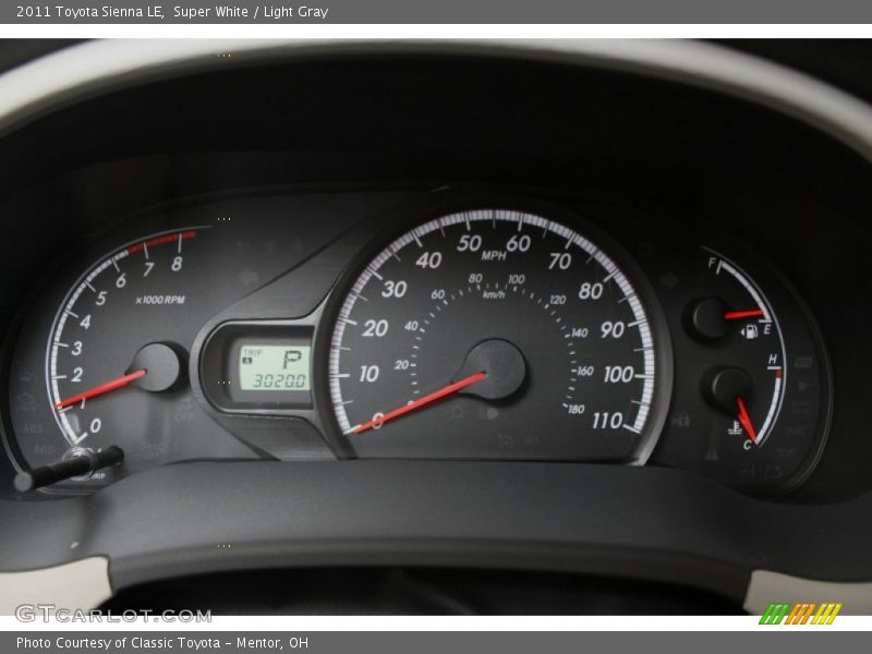 Super White / Light Gray 2011 Toyota Sienna LE
