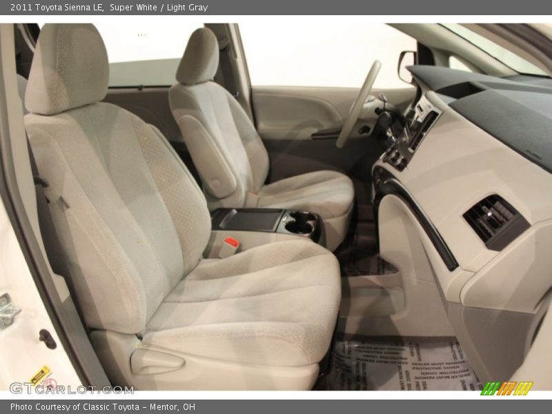 Super White / Light Gray 2011 Toyota Sienna LE