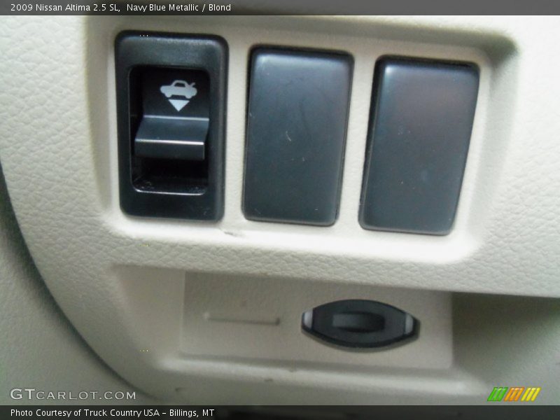 Navy Blue Metallic / Blond 2009 Nissan Altima 2.5 SL