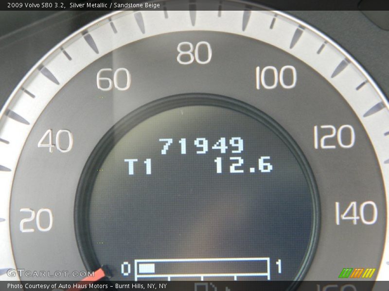 Silver Metallic / Sandstone Beige 2009 Volvo S80 3.2