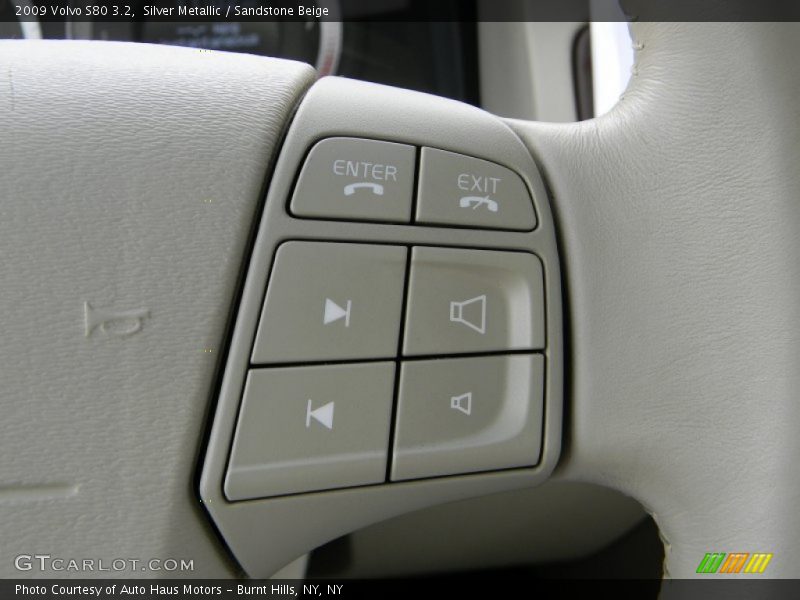 Silver Metallic / Sandstone Beige 2009 Volvo S80 3.2