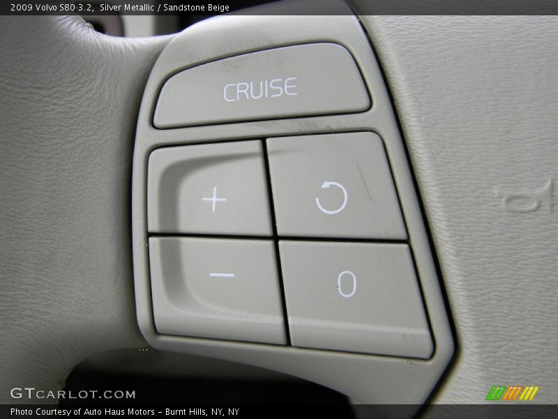 Silver Metallic / Sandstone Beige 2009 Volvo S80 3.2