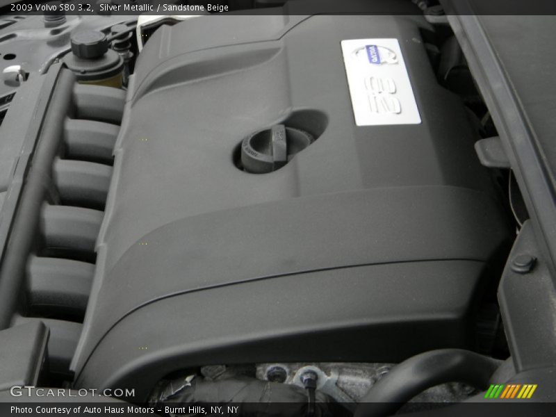 Silver Metallic / Sandstone Beige 2009 Volvo S80 3.2