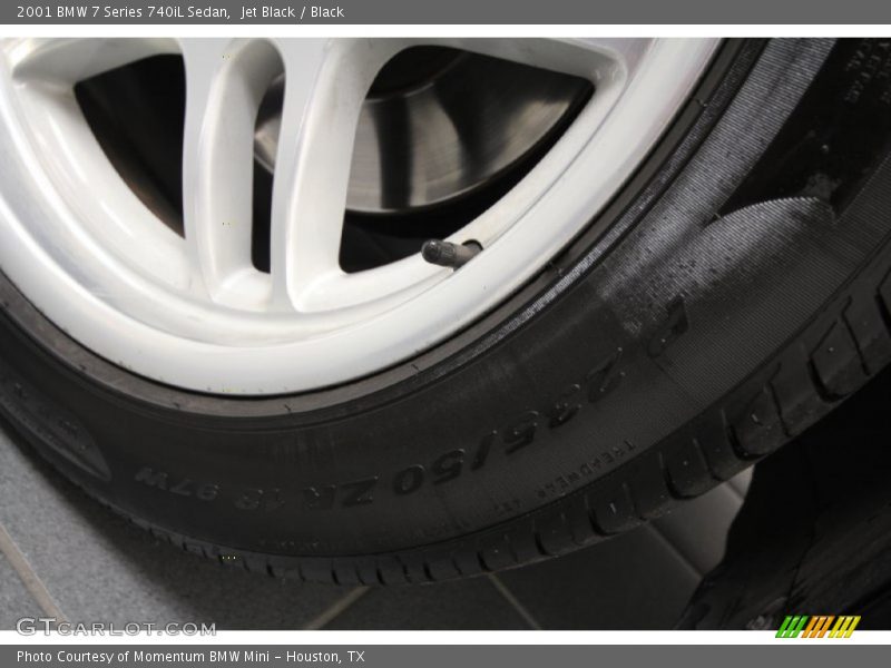 Jet Black / Black 2001 BMW 7 Series 740iL Sedan