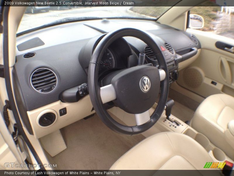 Harvest Moon Beige / Cream 2009 Volkswagen New Beetle 2.5 Convertible