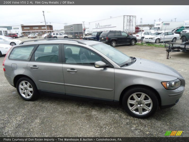 Flint Grey Metallic / Off Black 2006 Volvo V50 2.4i