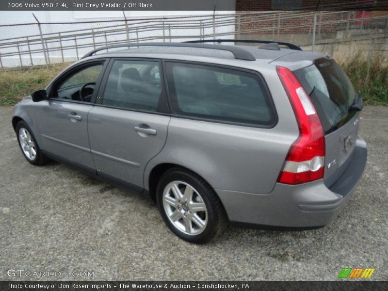 Flint Grey Metallic / Off Black 2006 Volvo V50 2.4i