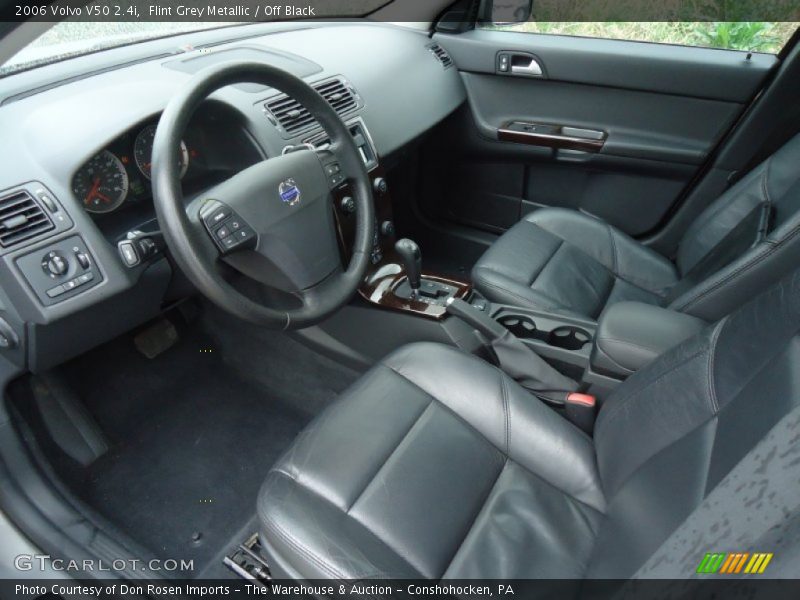  2006 V50 2.4i Off Black Interior