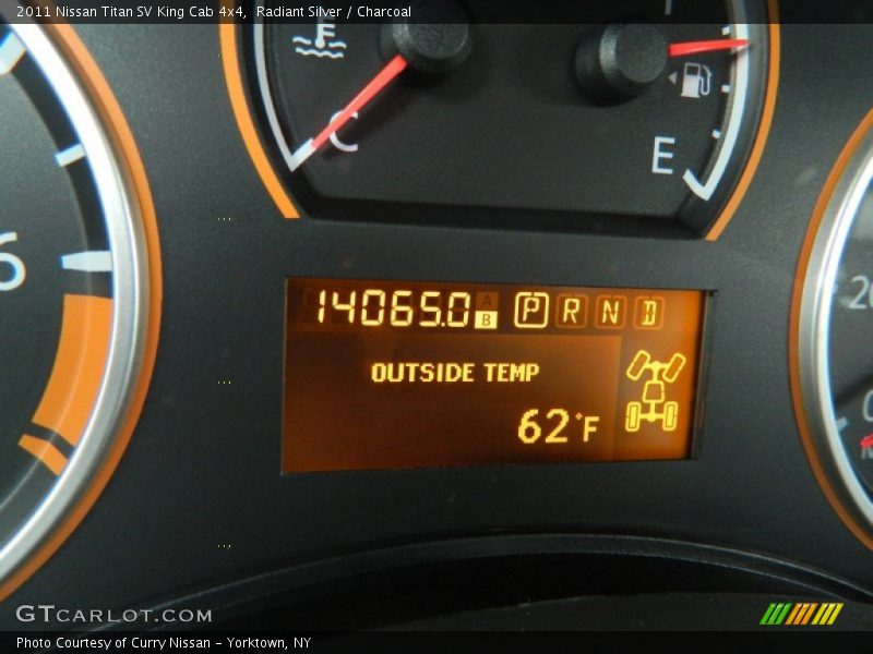Radiant Silver / Charcoal 2011 Nissan Titan SV King Cab 4x4