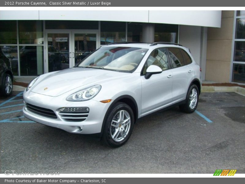 Classic Silver Metallic / Luxor Beige 2012 Porsche Cayenne