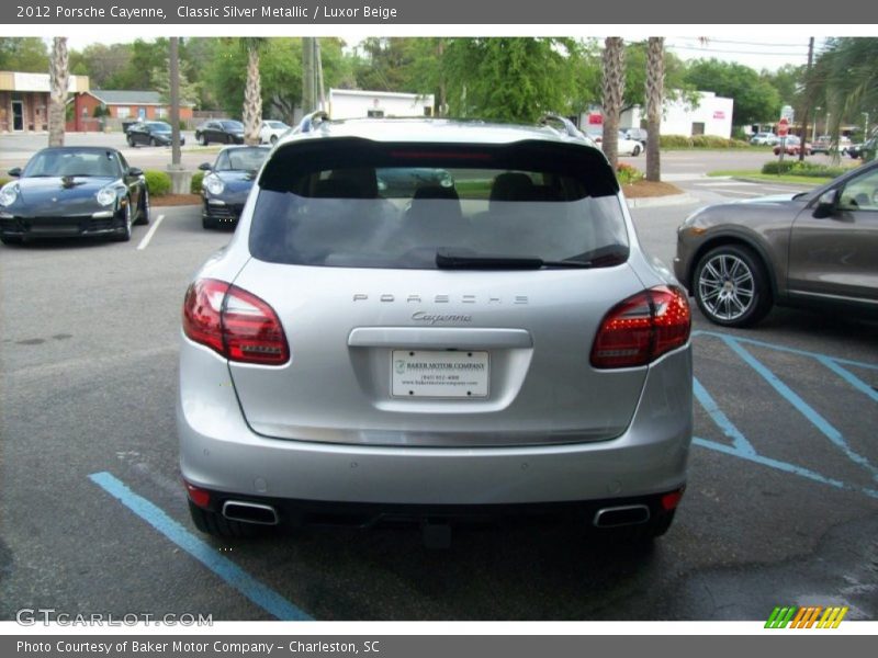 Classic Silver Metallic / Luxor Beige 2012 Porsche Cayenne