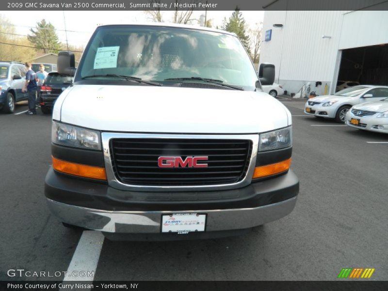 Summit White / Medium Pewter 2009 GMC Savana Van 2500 Commercial