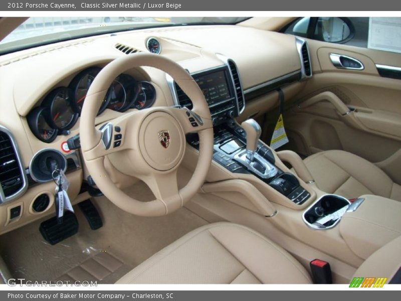 Classic Silver Metallic / Luxor Beige 2012 Porsche Cayenne