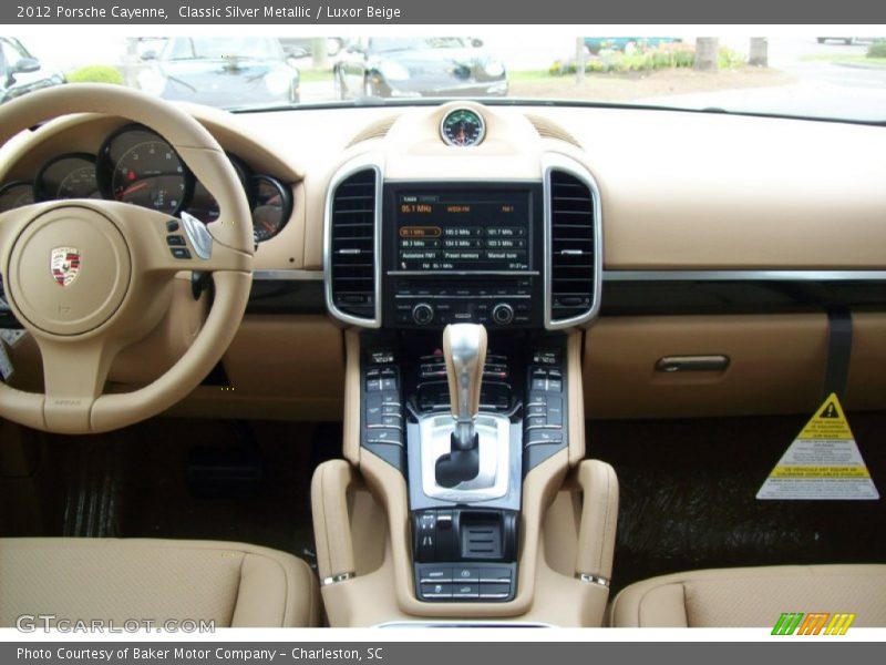 Classic Silver Metallic / Luxor Beige 2012 Porsche Cayenne