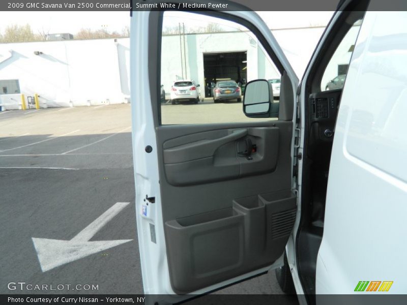 Summit White / Medium Pewter 2009 GMC Savana Van 2500 Commercial